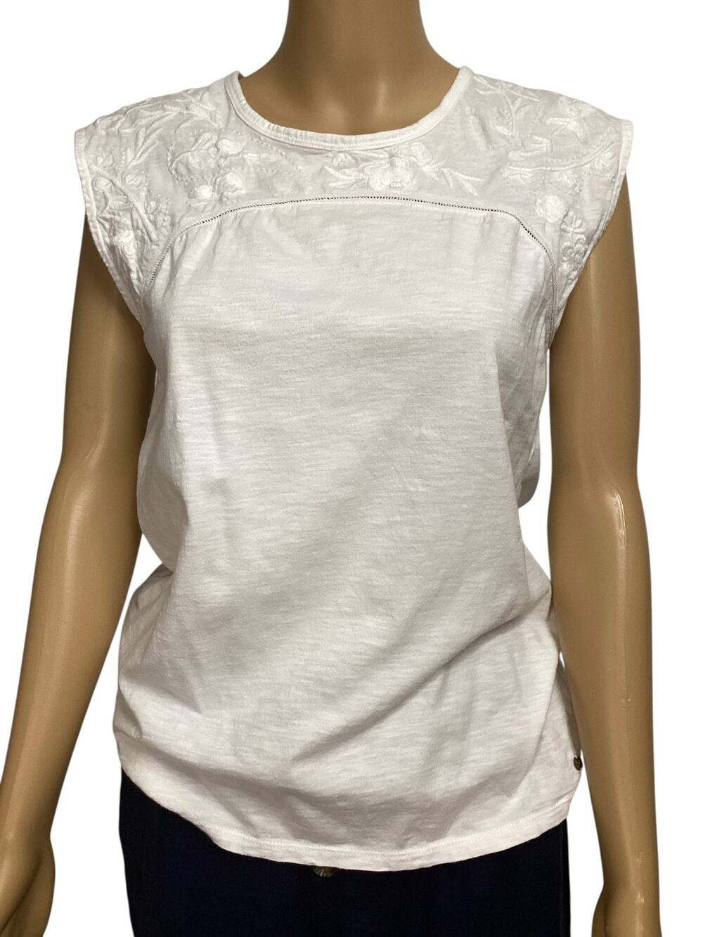 Eddie Bauer White Cotton Slub Knit Sleeveless Top Floral Embroidered Yoke sz M